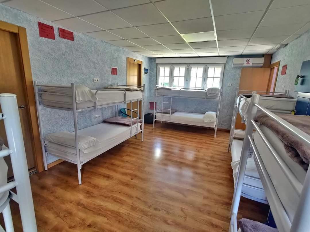 וילה פרנקה דל ביירסו Albergue El Castillo מראה חיצוני תמונה
