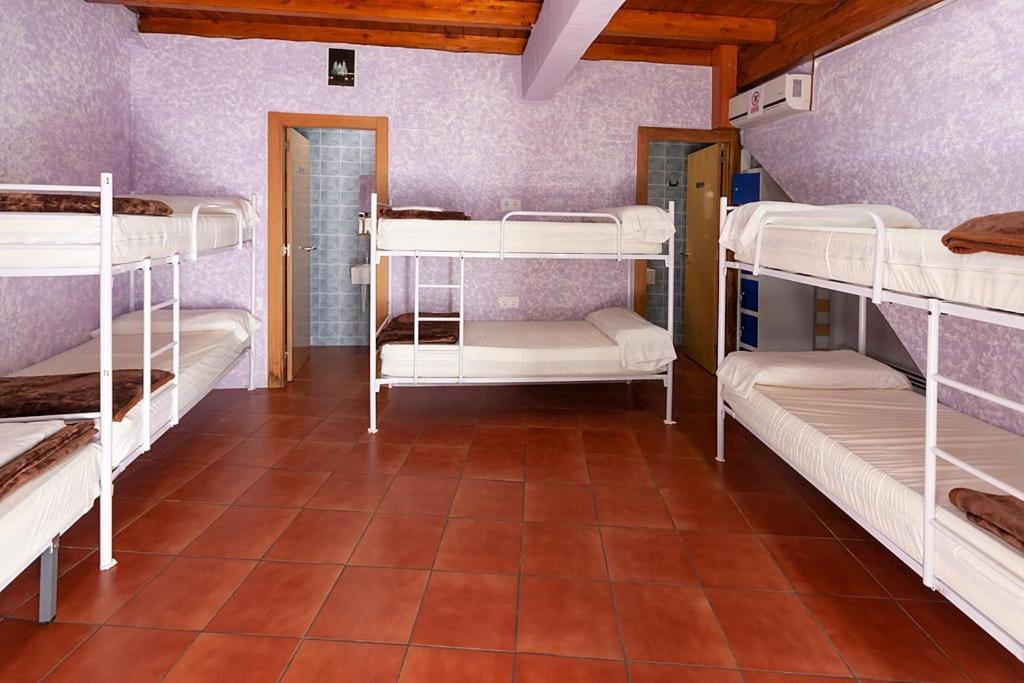 וילה פרנקה דל ביירסו Albergue El Castillo מראה חיצוני תמונה